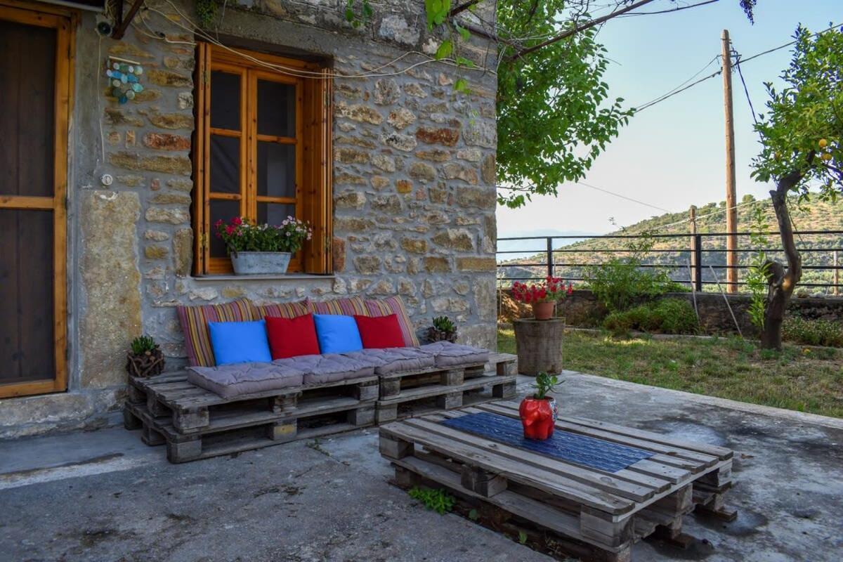Coastal Stone Hideaway With Stunning Scenery Vila Kitriaí Exterior foto